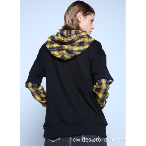 CONTRASTING CHECKED WITH POUCH POCKET HOODIE